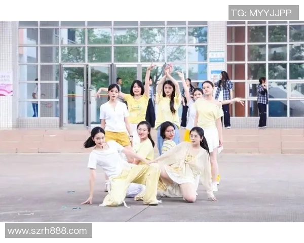 中国篮球明星女孩的魅力与奋斗历程展现青春活力与梦想追逐 中国篮球明星女孩的魅力与奋斗历程展现青春活力与梦想追逐